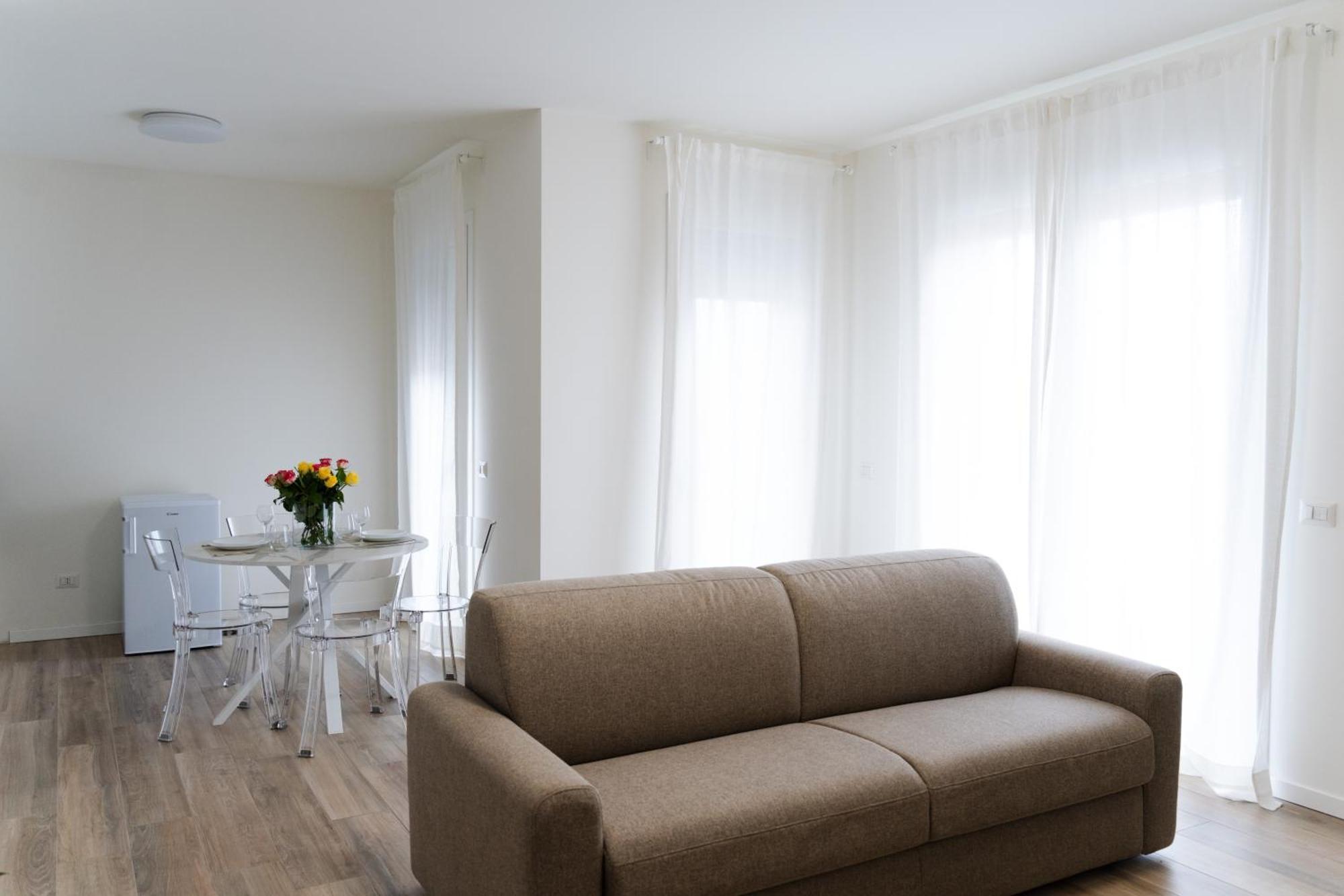 Comforthome Fiera Cornaredo Eksteriør billede